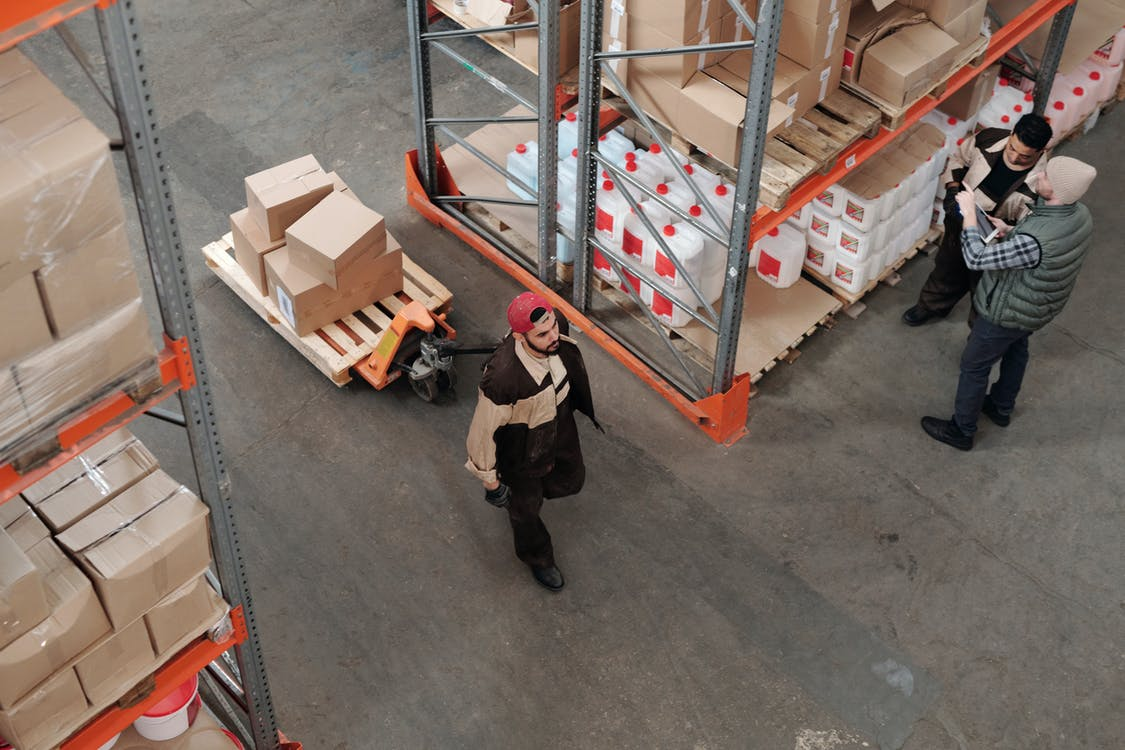 A rigger in a warehouse