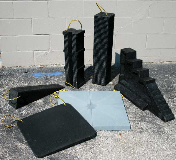 different types and sizes of air lifting bags at Hovair Systems