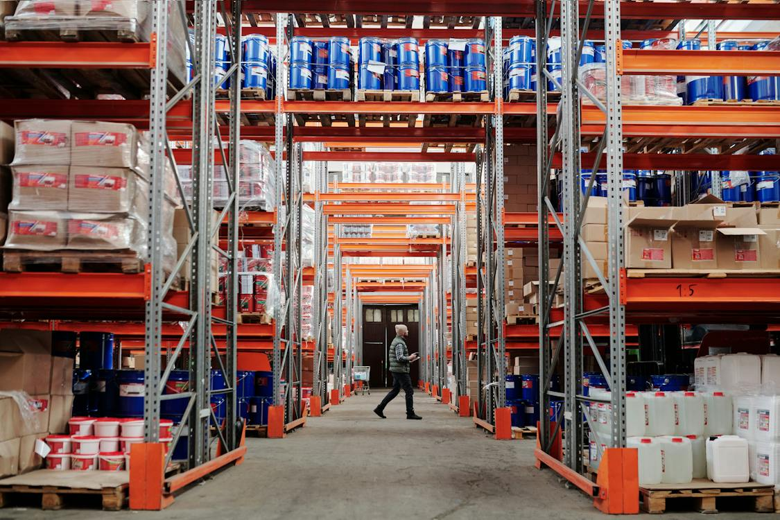 How To Improve Warehouse Operations With Materials Handling Equipment